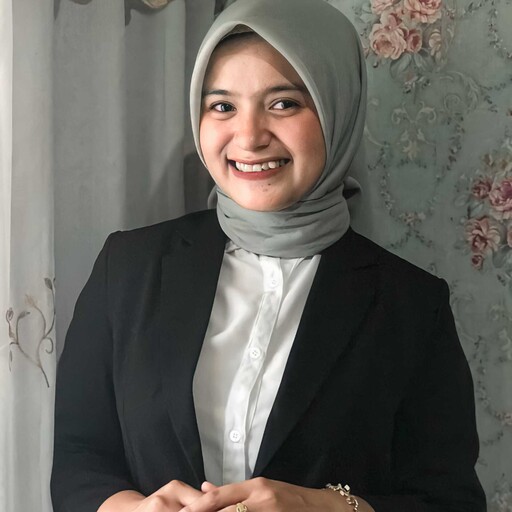 Profil CV Anggi Afrilia Fitri - Costumer Service
