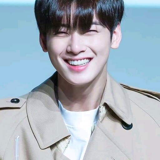 Profil CV Lee Dong Min