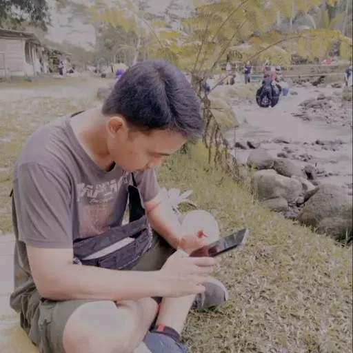 Profil CV Arya Dimar Putra