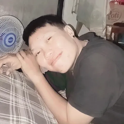 Profil CV Astuti Matari