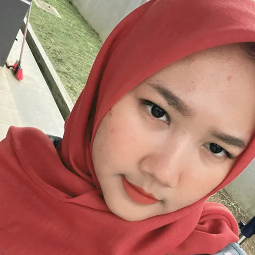 Profil CV Aulia Azizah