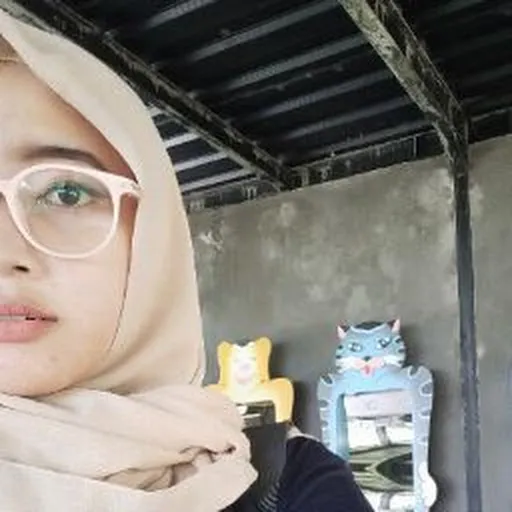 Profil CV Ayu Mutiara Sari