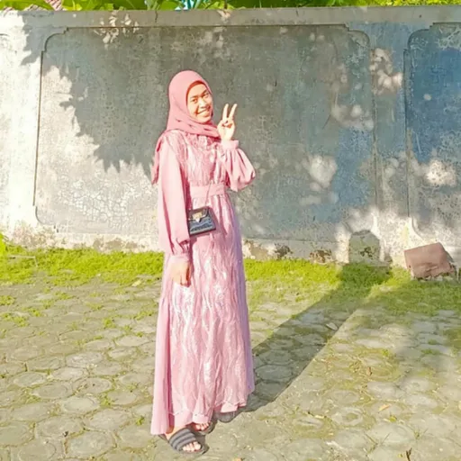 Profil CV Badi'atul Faizin