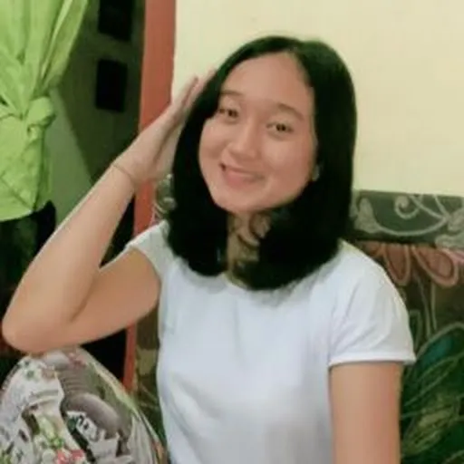 Profil CV bella rombot