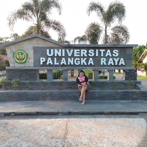 Profil CV Charina Putri br perangin angin