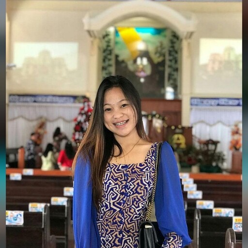 Profil CV Christa Mangundap
