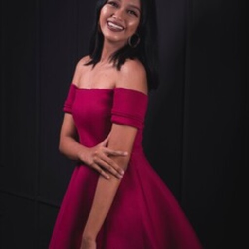 Profil CV Cindi Noladyta Takumansang