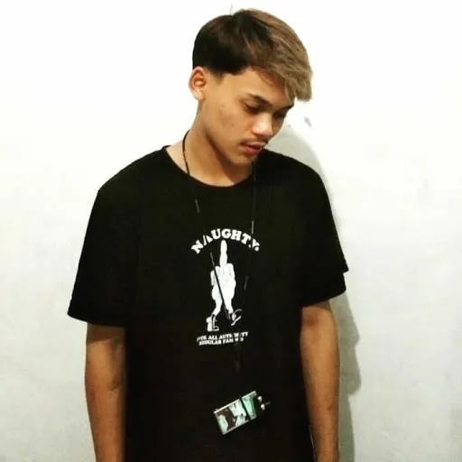 Profil CV Dafit_ pratama CHANEL