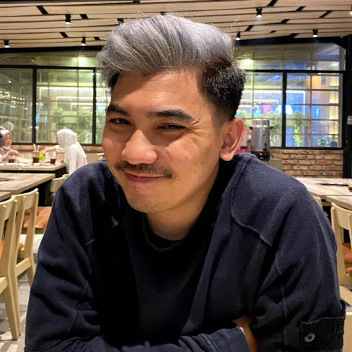 Profil CV Della Alfarydy Akbar