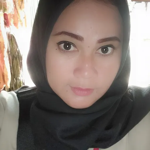 Profil CV Desi Muryanigsih 