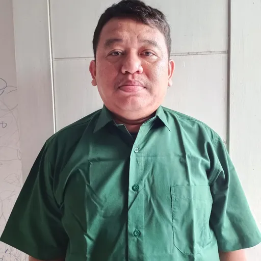 Profil CV Deson Subangkit Sianipar - Driver