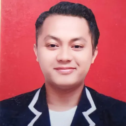 Profil CV Devi Maullana