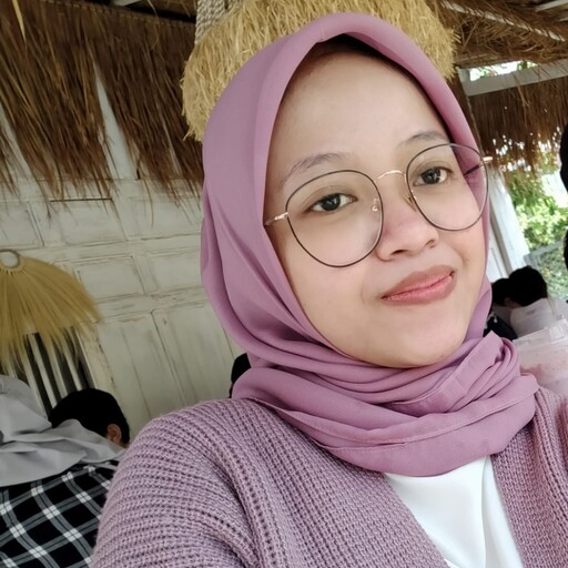 Profil CV Dhevi Anggraini Sukaryanto - Admin