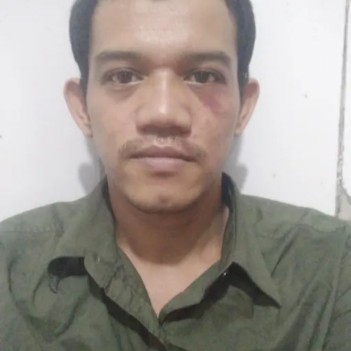 Profil CV Arfan Oktaviansyah - Warehouse Team Leader