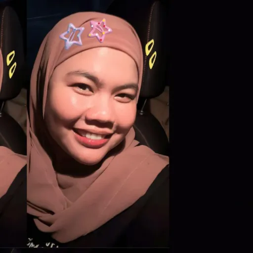 Profil CV Dwi Susanti - Admin gudang/staff logistik
