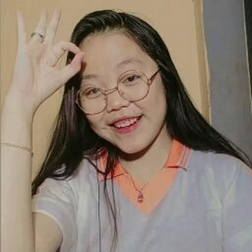 Profil CV Elisa Putri