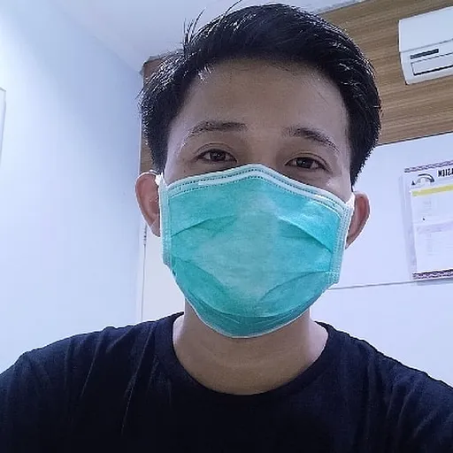 Profil CV Entje Achmad Rik