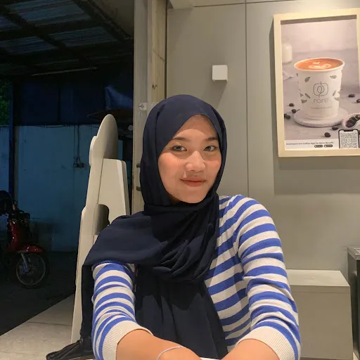 Profil CV Fitria Miftahul