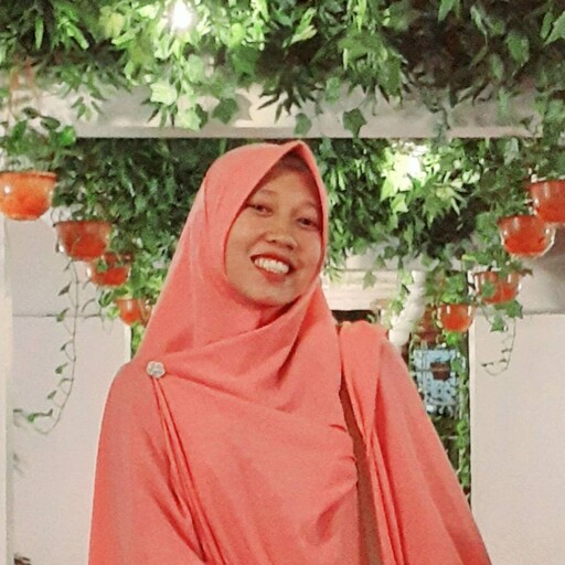 Profil CV Fitri Ramadhani