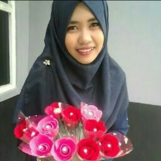 Profil CV Gustiana roza
