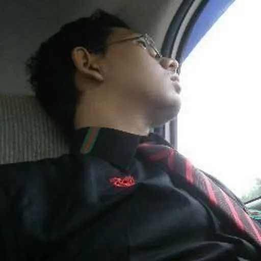 Profil CV Handito Yudisha
