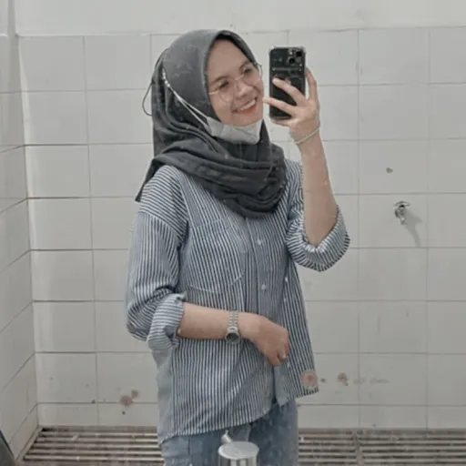Profil CV Hania Alfiany