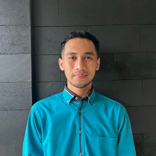Profil CV Hizaz Muhlisin