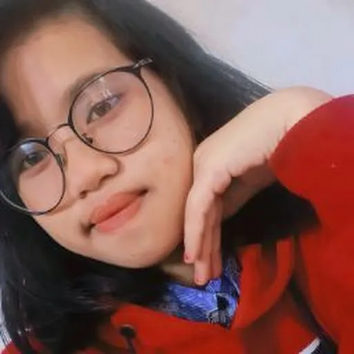 Profil CV Icha Shintia Munthe