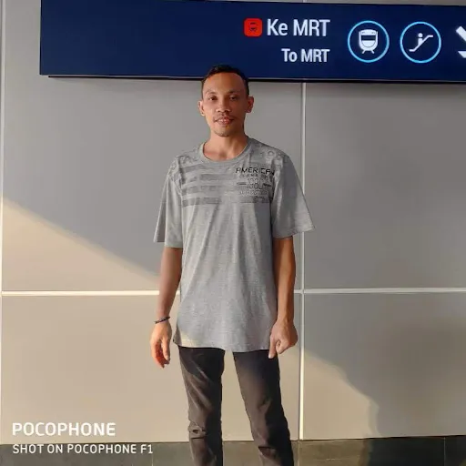 Profil CV Johan Sitaniapessy
