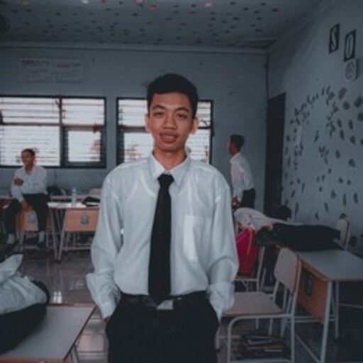 Profil CV Khais Zatul Ramadhan - Sman 1 parang