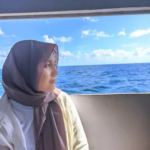 Profil CV Kharizma Nazila