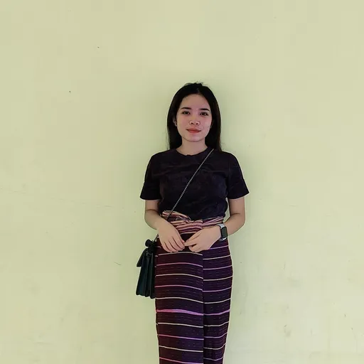 Profil CV Kurnia Pongtambing A.md farm - Asisten apoteker