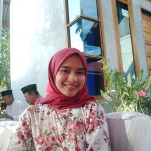 Profil CV Lailah Safitri