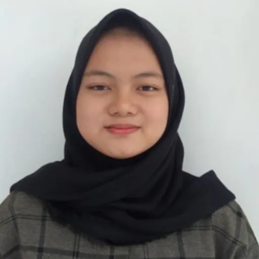 Profil CV Lisyya Ananda Meiliyani - Pramuniaga dan Kasir