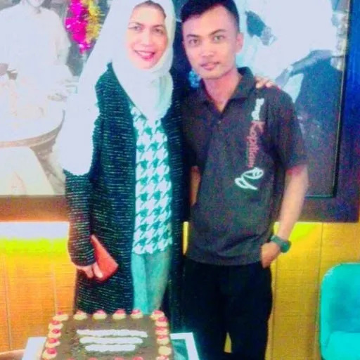 Profil CV Mari Anto