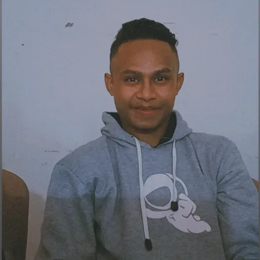 Profil CV Mianto Koy