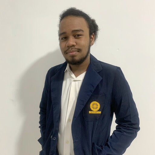 Profil CV Michael Akinyemi