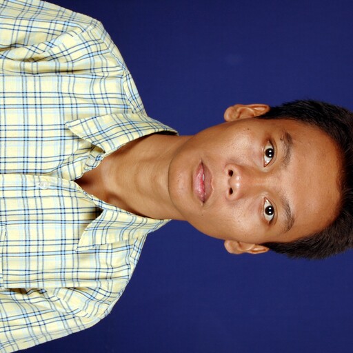 Profil CV Muhammad Adi Aksa