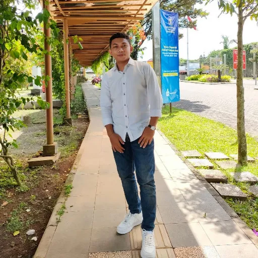 Profil CV Muhammad Rizky