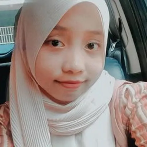Profil CV Naila Shabrina (Ra)