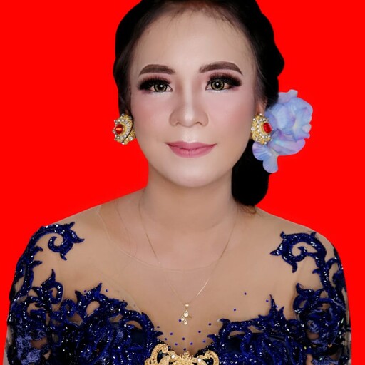 Profil CV Ni Putu Lorensky Oktadelina - Universitas Mahasaraswati Denpasar