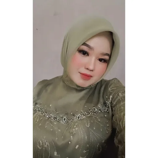 Profil CV Nurhayati