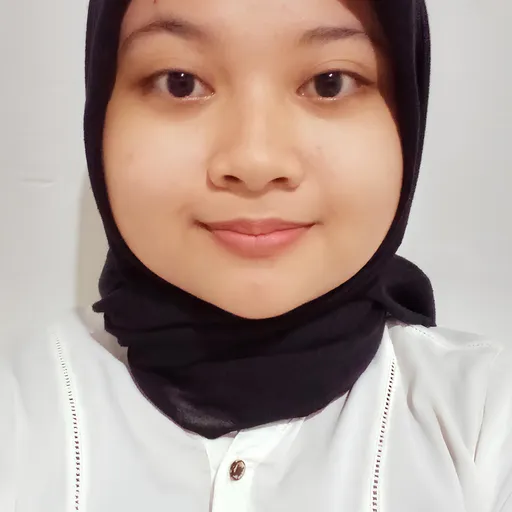 Profil CV Olivia Sadira Ashari - Asisten Perawat 