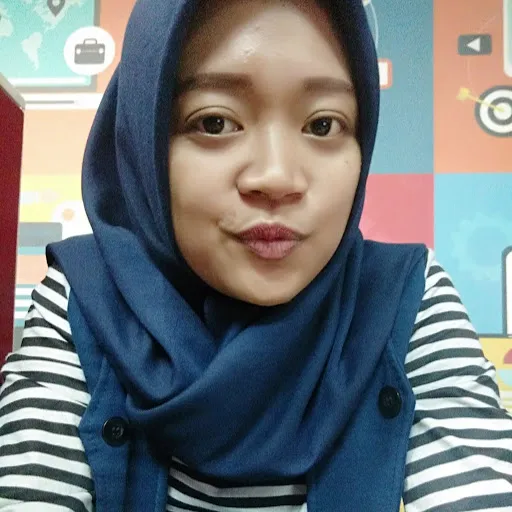 Profil CV onny apriani
