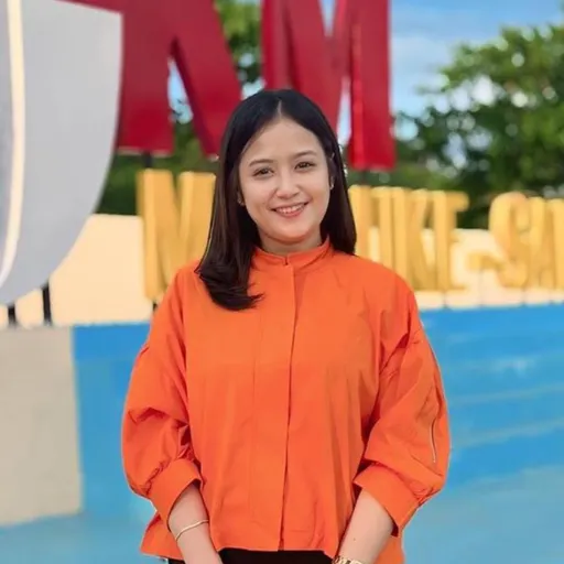 Profil CV SITI FATIMAH AZZAHRA