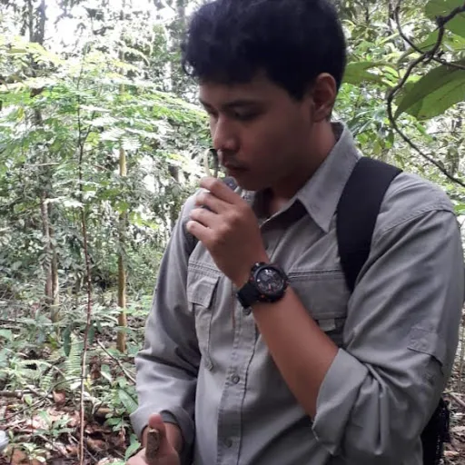 Profil CV PRAKASH ISMANULHAKIM
