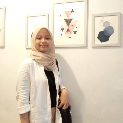 Profil CV Rahma Wahyunita