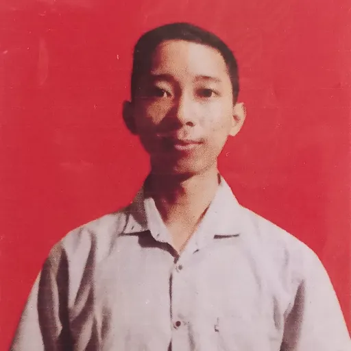 Profil CV Sandi Nurhidayat