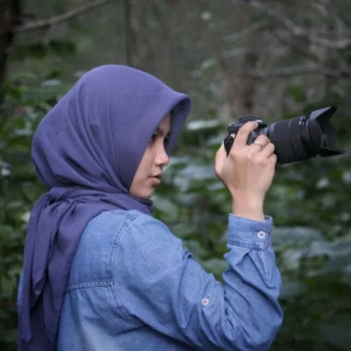 Profil CV Rahmi Rizky