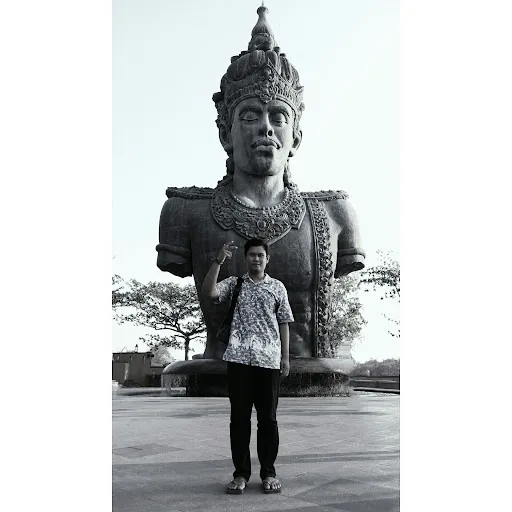 Profil CV Randy Oktoraputra A